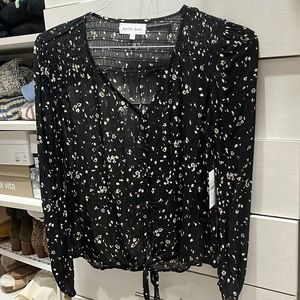 Bella Dahl Bishop Sleeve Tie Front top w/tags